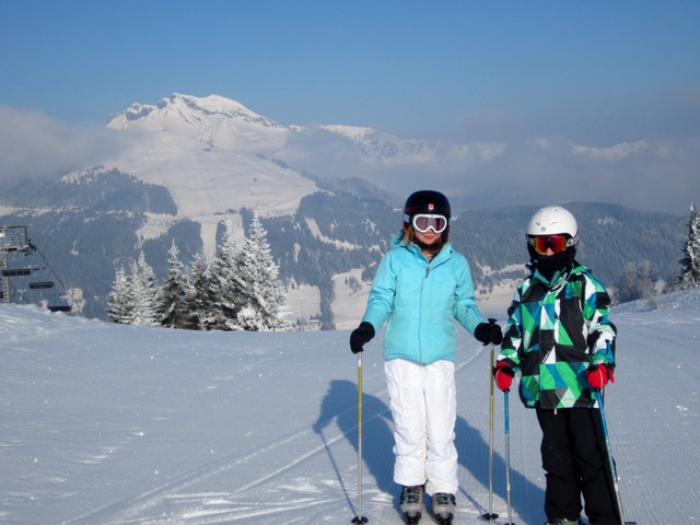 23/2/13, Daisy and Oban enjoying the fantastic snow on the last day of their holiday!