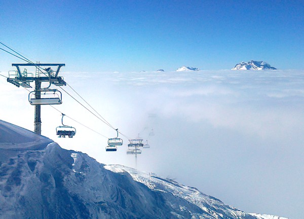 2/3/11 Chamossiere above the clouds!