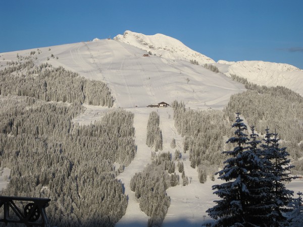 3/1/12, Mont Chéry looking immaculate!